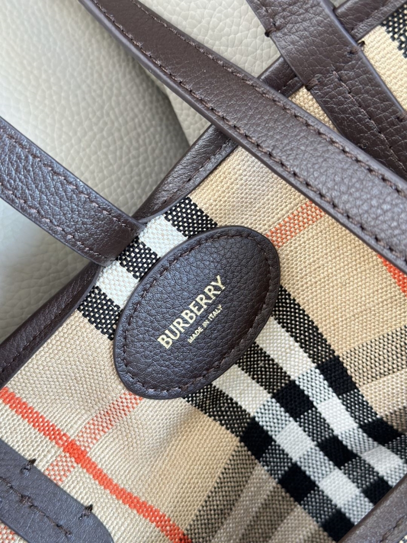 Bv*b*rry shopping bags